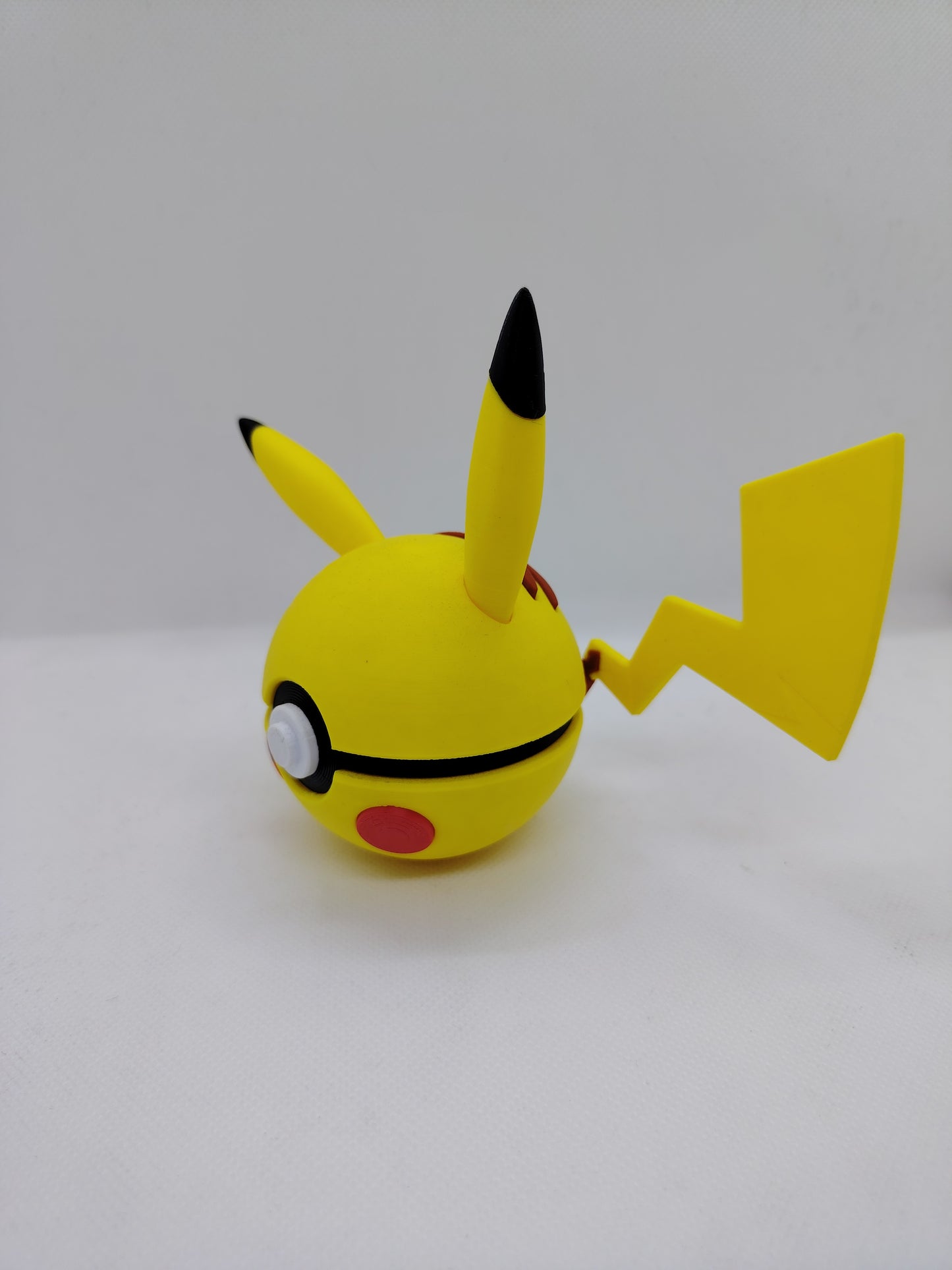 POKEBOLA PIKACHU