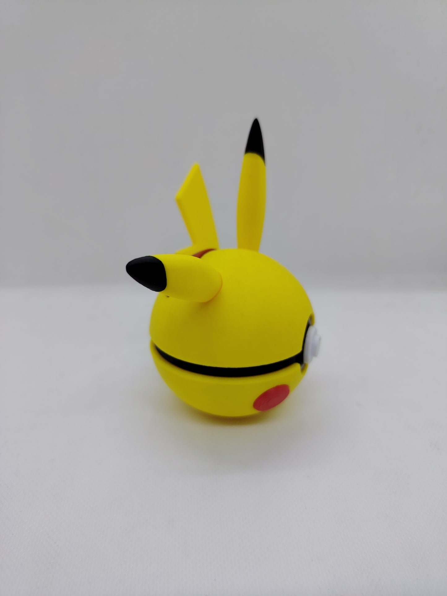 POKEBOLA PIKACHU